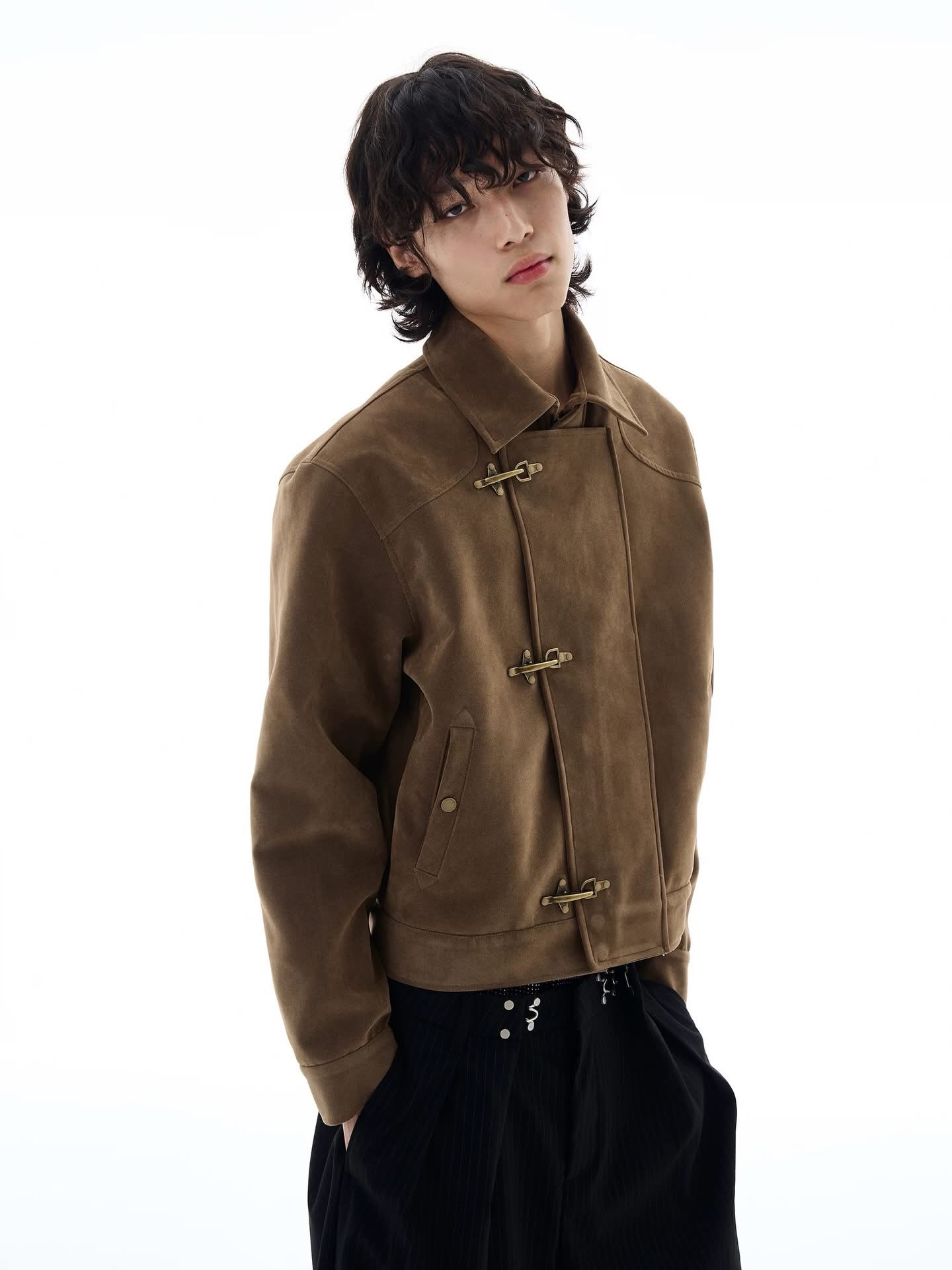 ASYMMETRIC FIREMAN BUCKLE MID-CROP SUEDE JACKET BEIGE