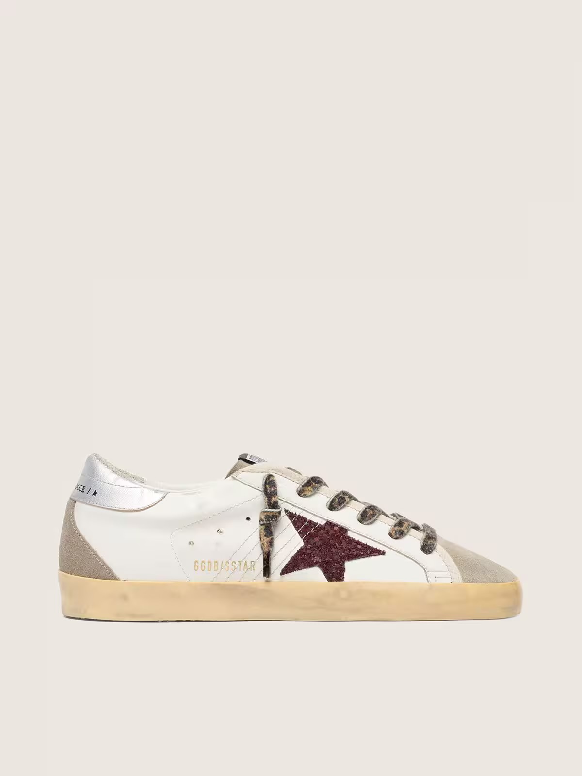 Super-Star with burgundy glitter star and silver heel tab